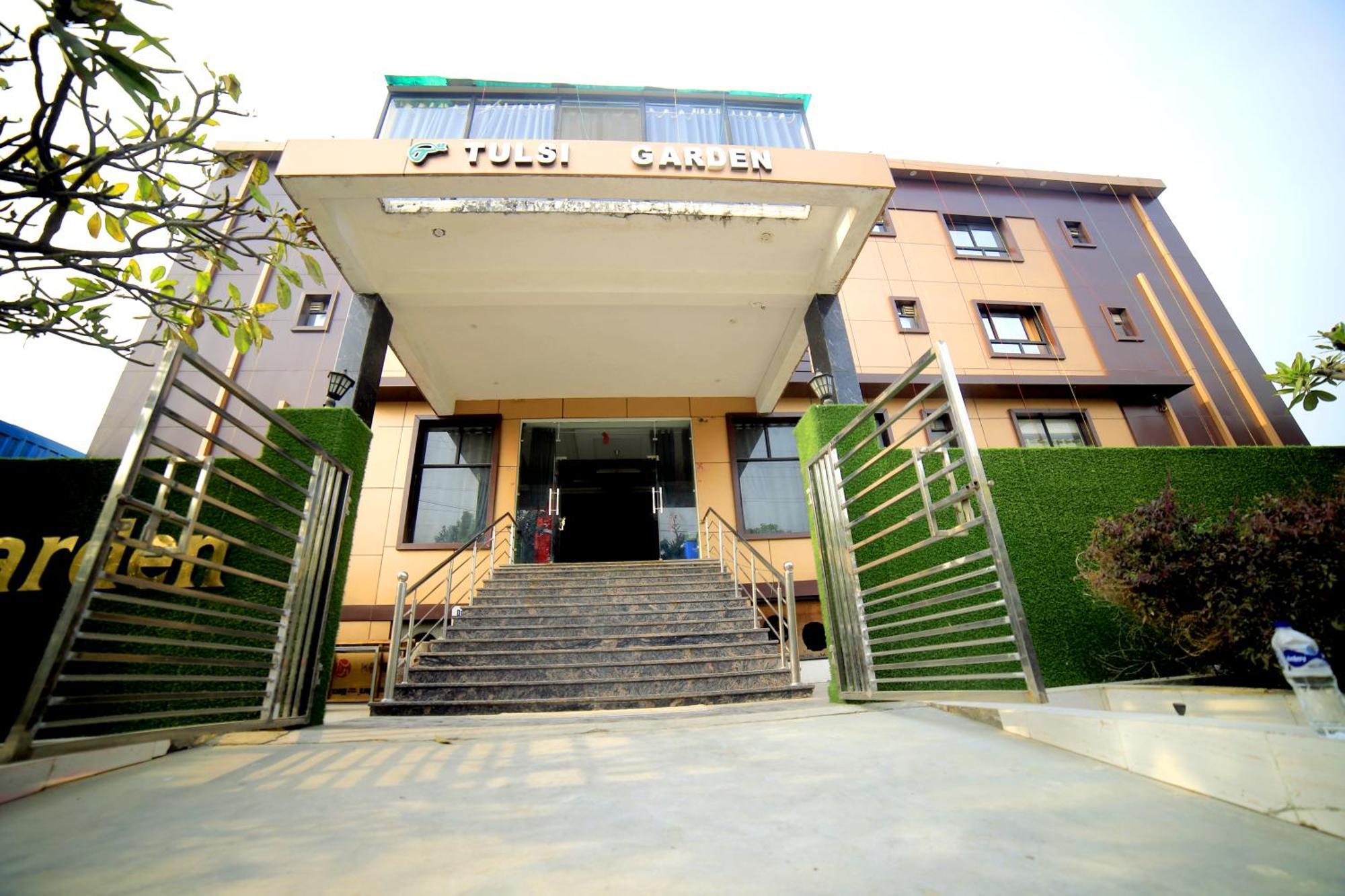 The Tulsi Garden Vrindavan Near Omaxe City Exterior photo